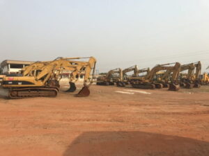 1535116955 39 i m trucks heavy equipments ltd