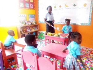 1545568218 44 liz international montessori